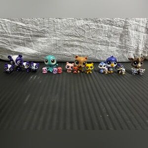 LPS Pet Families - Lot of 12 Pets and 8 Mini Pets